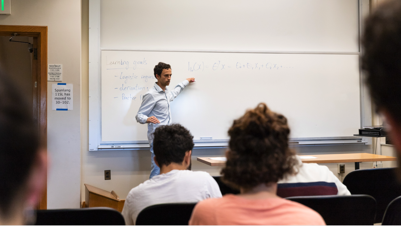 Younes Murri teaching class